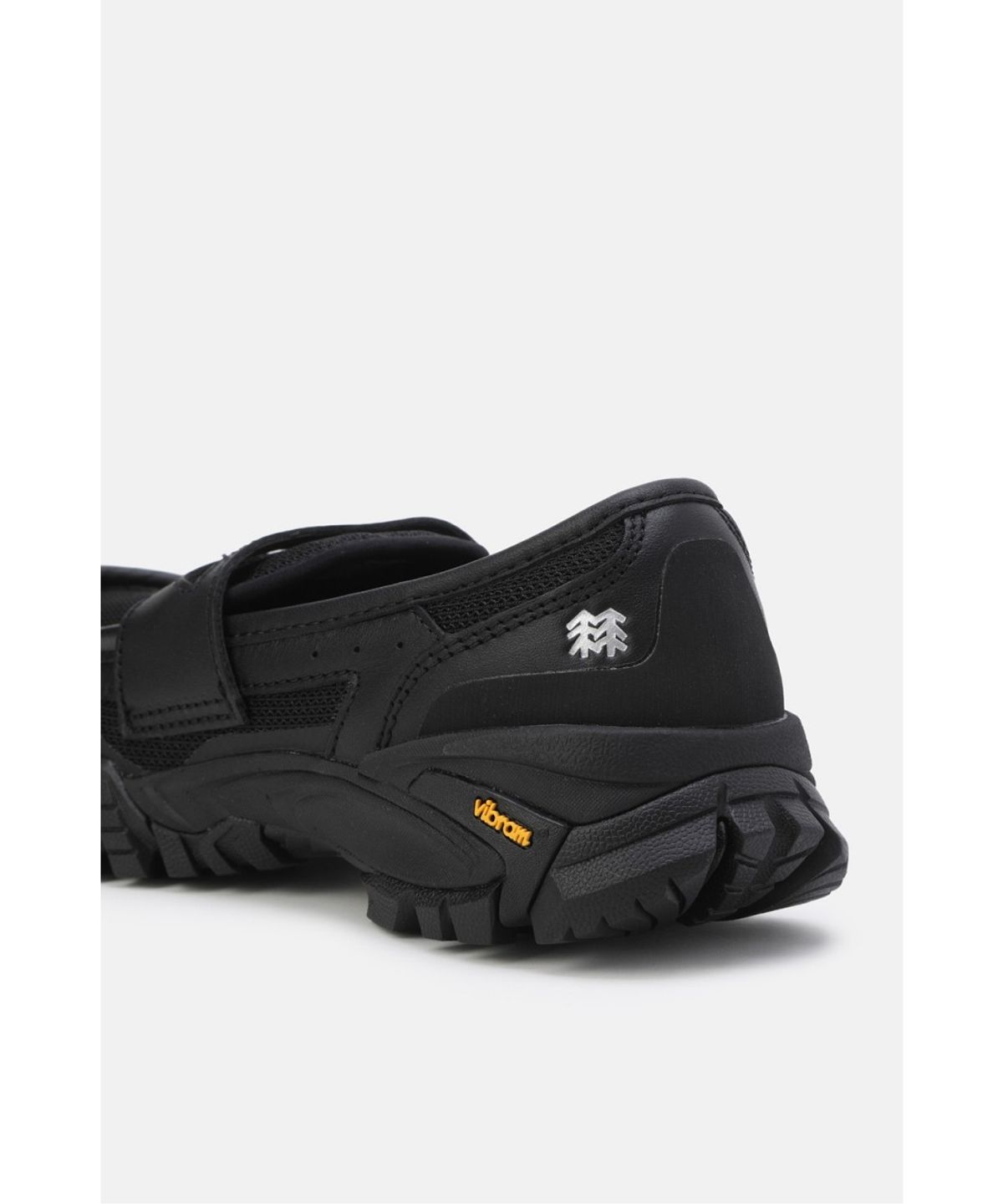 코오롱스포츠(KOLON SPORT) 여성 로퍼 슬릭스 FE2AX26430BLK