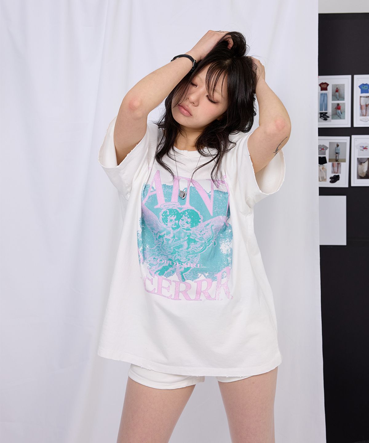 이이이알알알(EEERRR) Saint cupid artwork overfit damaged washing t-shirt (White)