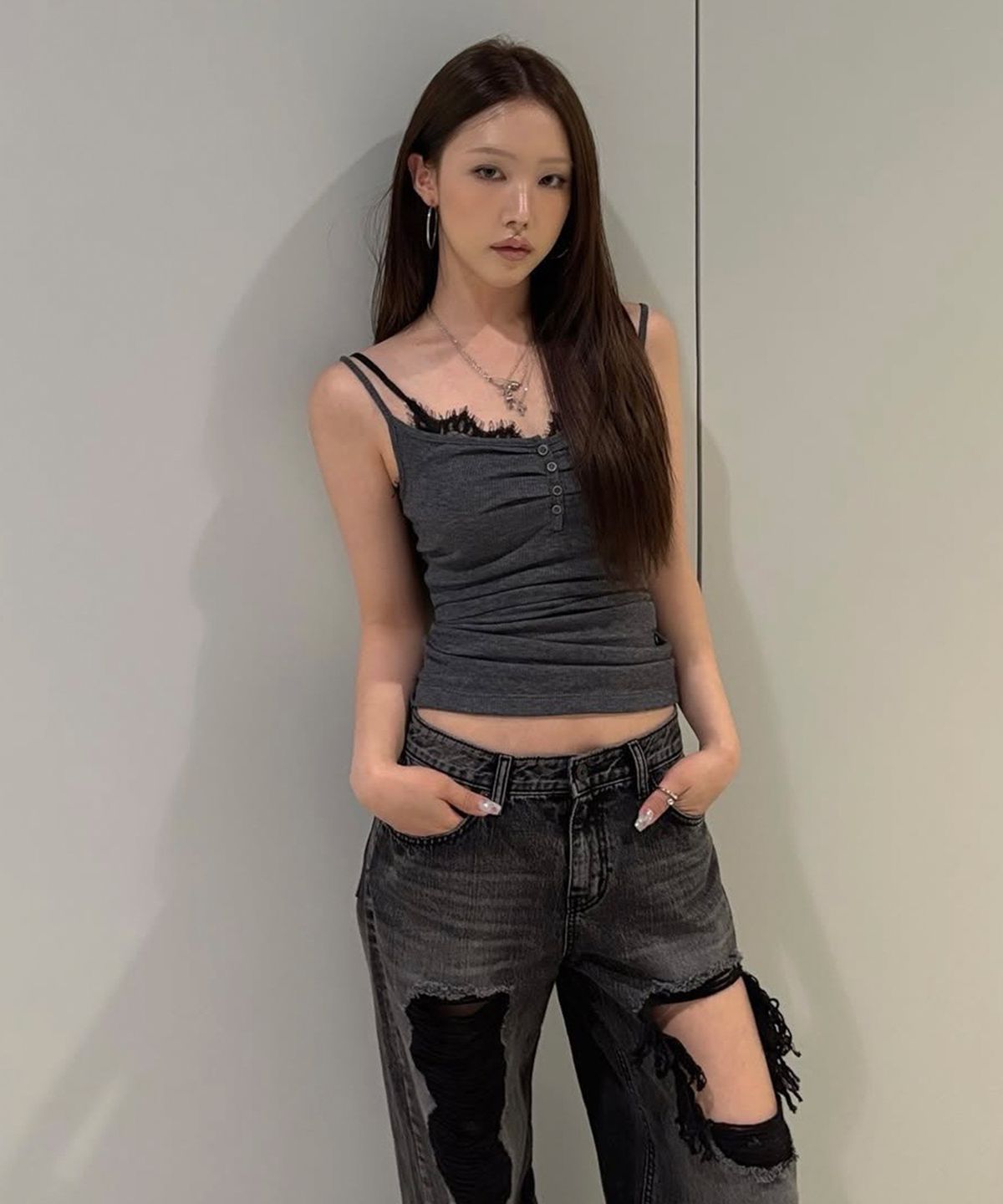이네기(INEGI) Silvery Button Sleeveless (charcoal)