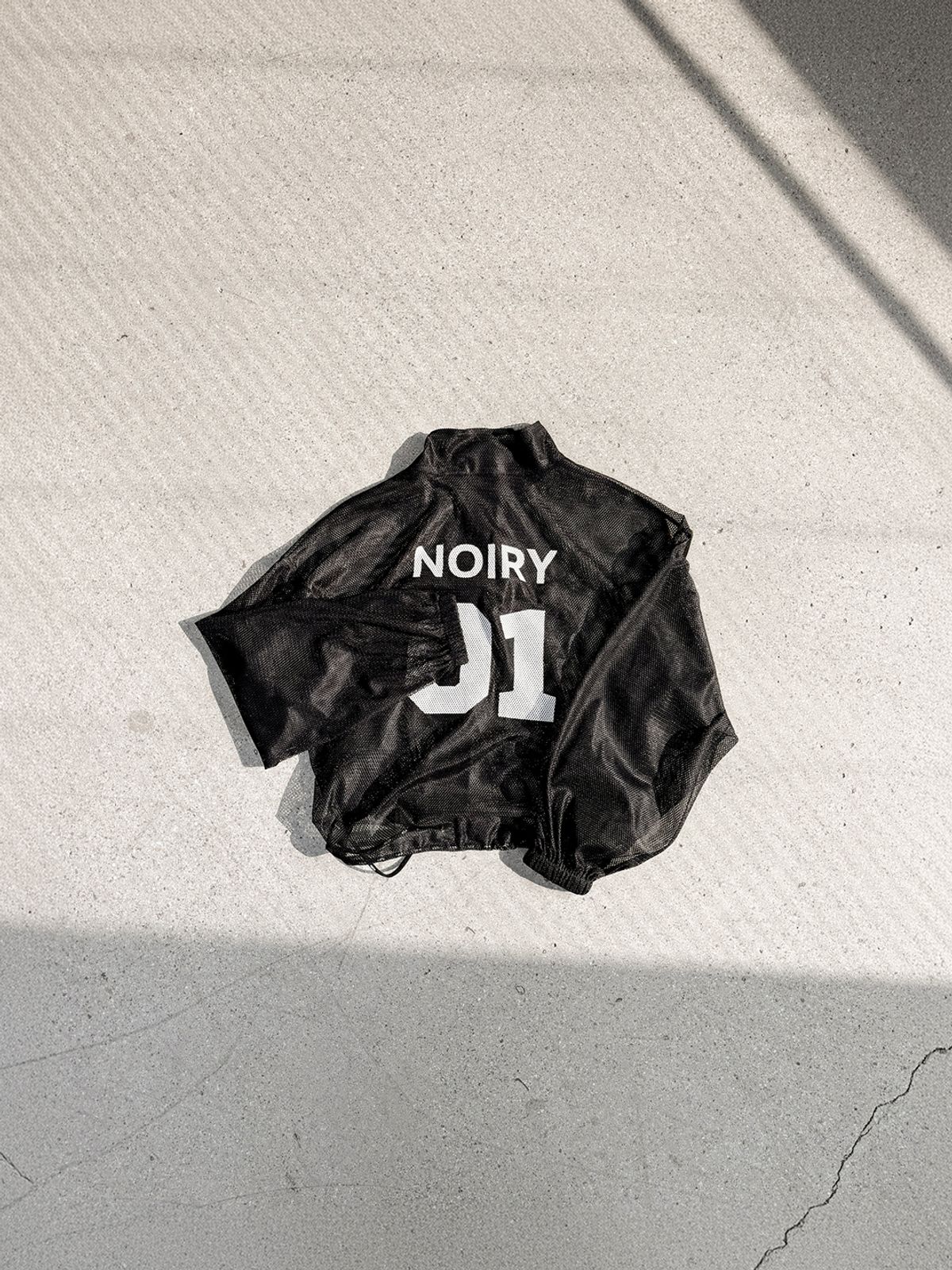 노이리(NOIRY) (메쉬)포터블 점퍼