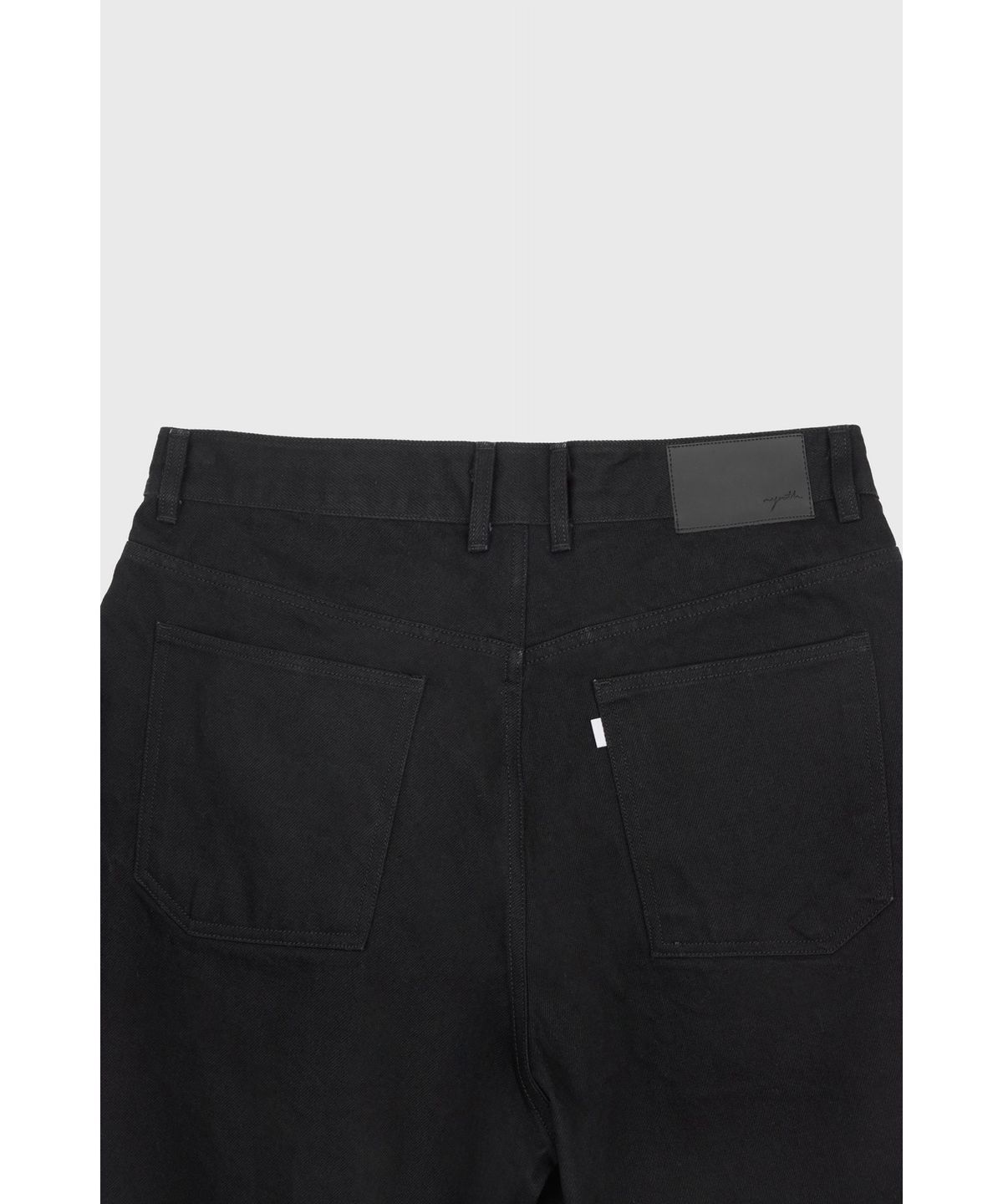 유스(YOUTH) Straight Half Denim Pants - Black