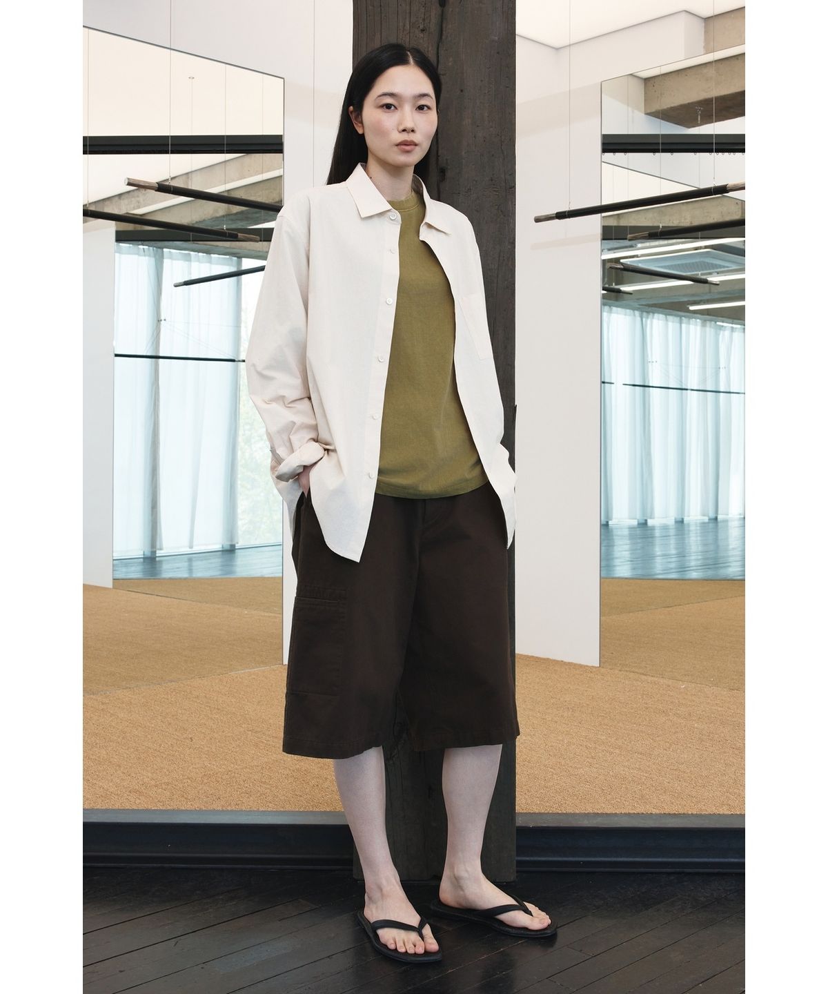 유스(YOUTH) Cinch Back Wide Half Pants - Brown