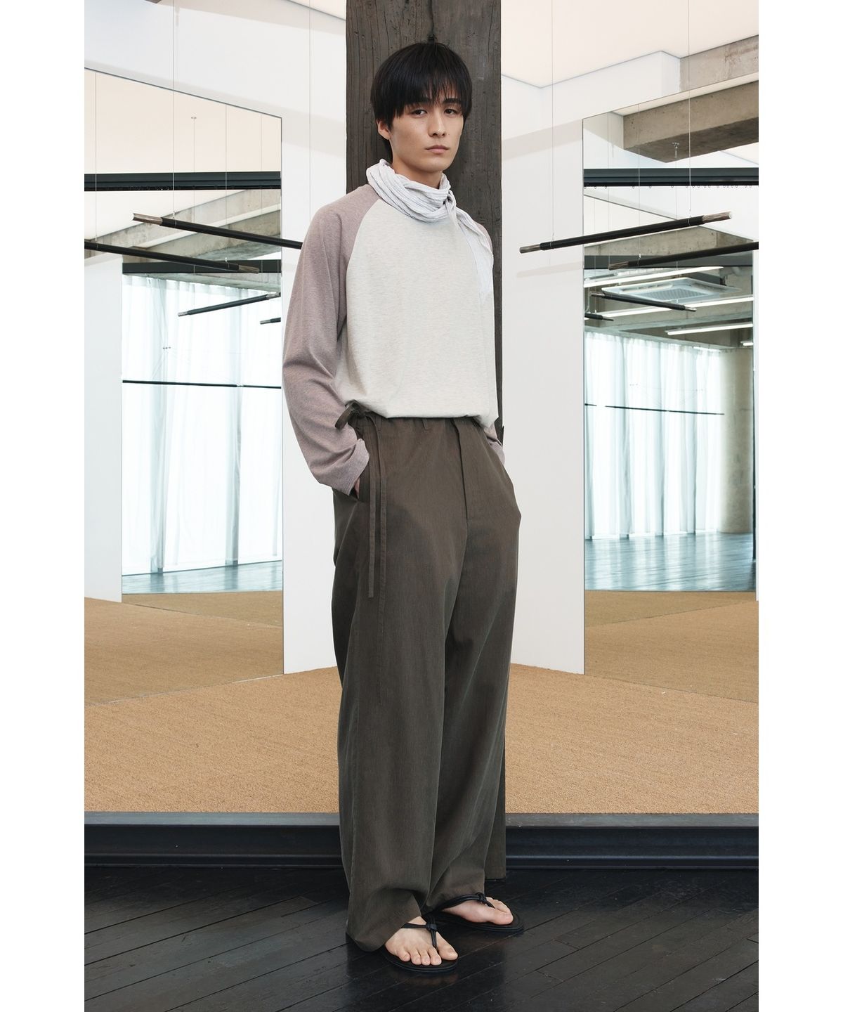 유스(YOUTH) Cut-off Raglan L/S T-shirt - Beige