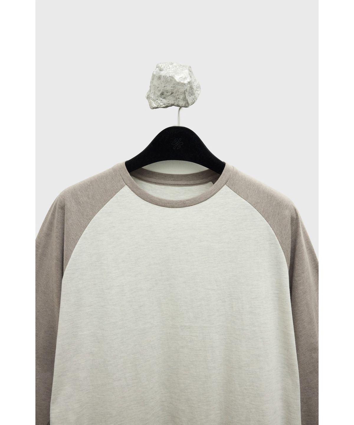 유스(YOUTH) Cut-off Raglan L/S T-shirt - Beige