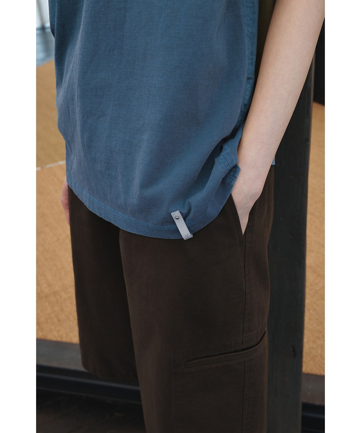 유스(YOUTH) Leather Trim H/S T-shirt - Washed Blue