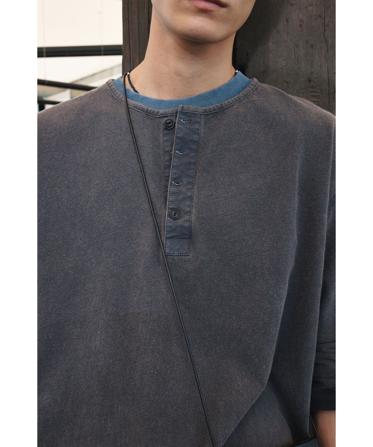 유스(YOUTH) Garment Dyed Henley Neck L/S T-shirt - Charcoal Grey