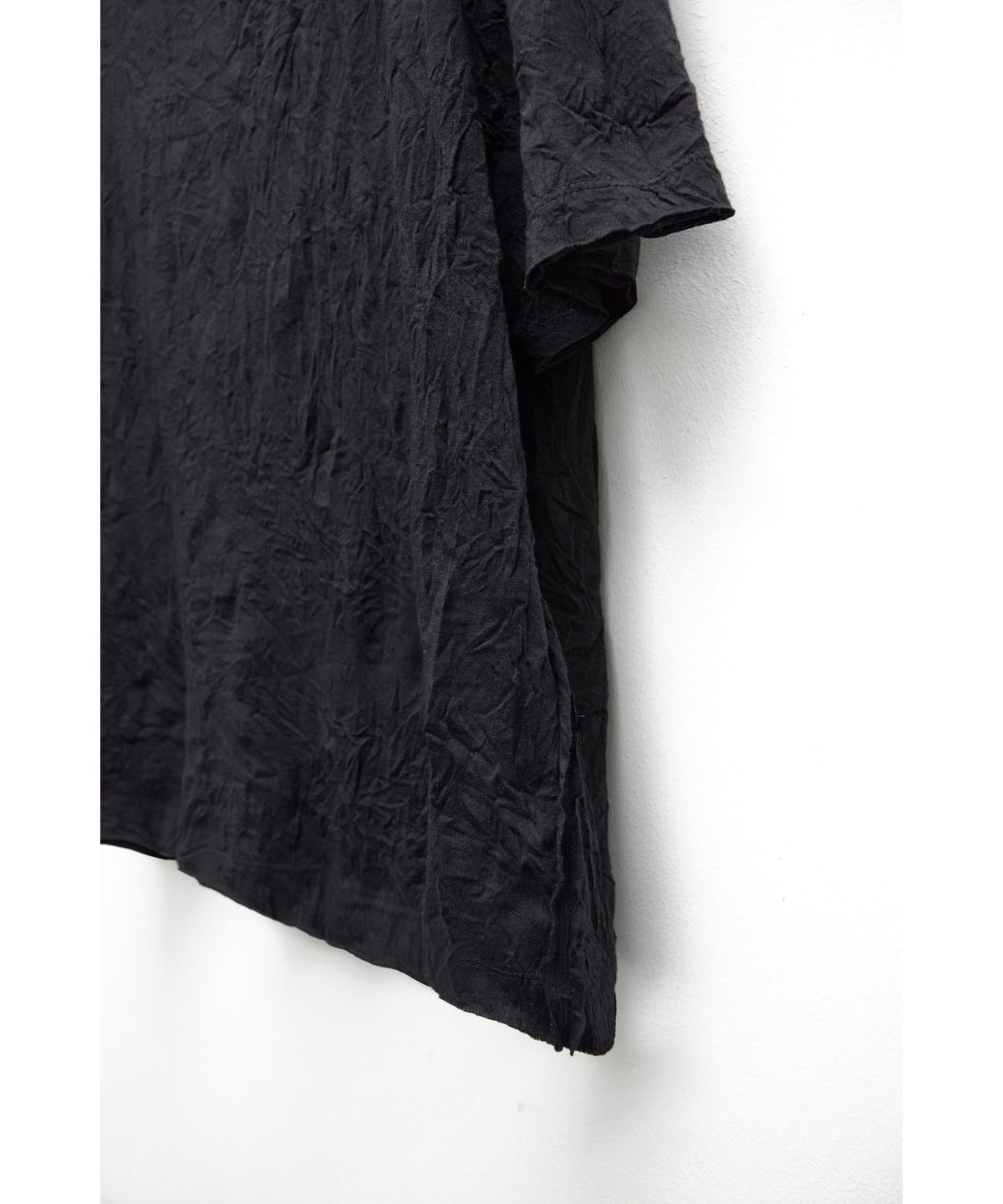 유스(YOUTH) Creased Mock-neck H/S T-shirt - Black