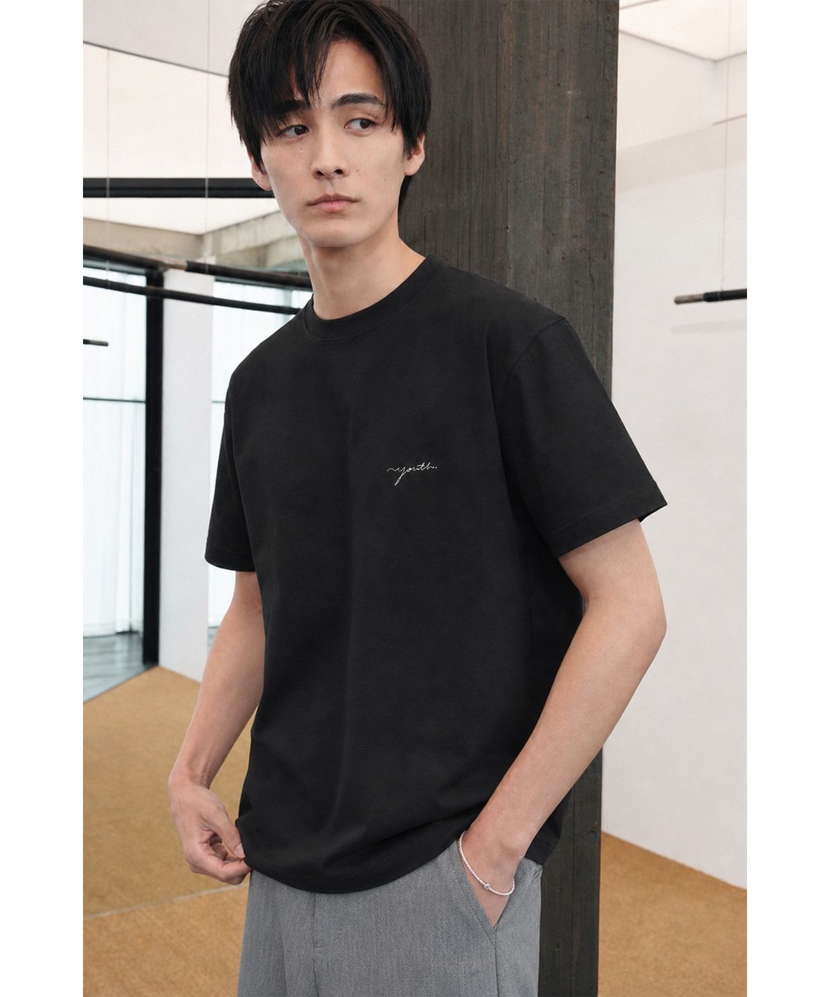 유스(YOUTH) H/S Logo T-shirt - Black