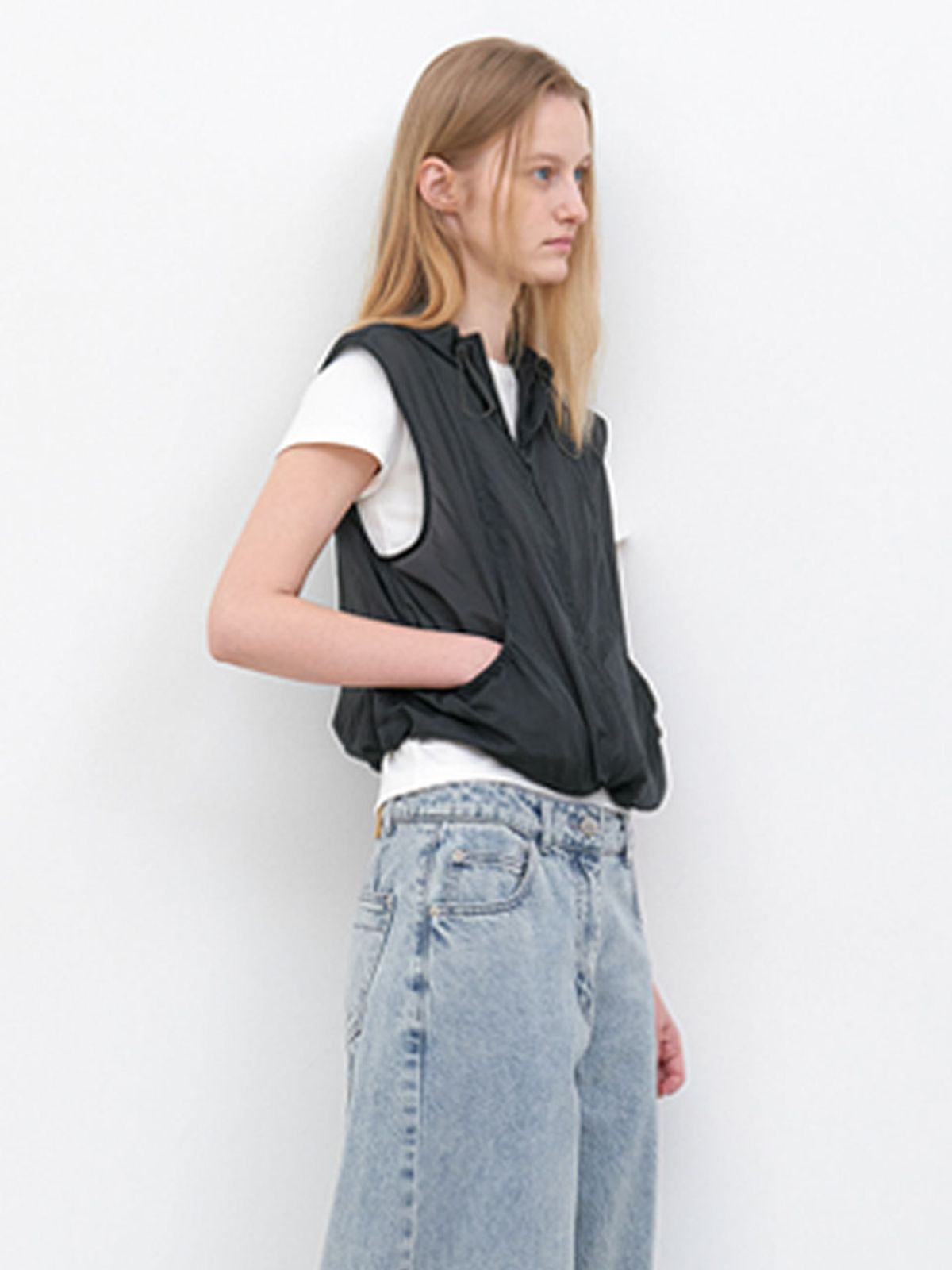 아틀리에 나인(ATELIER NAIN) YU NYLON SHIRRING HOODY VEST (VT-0286)