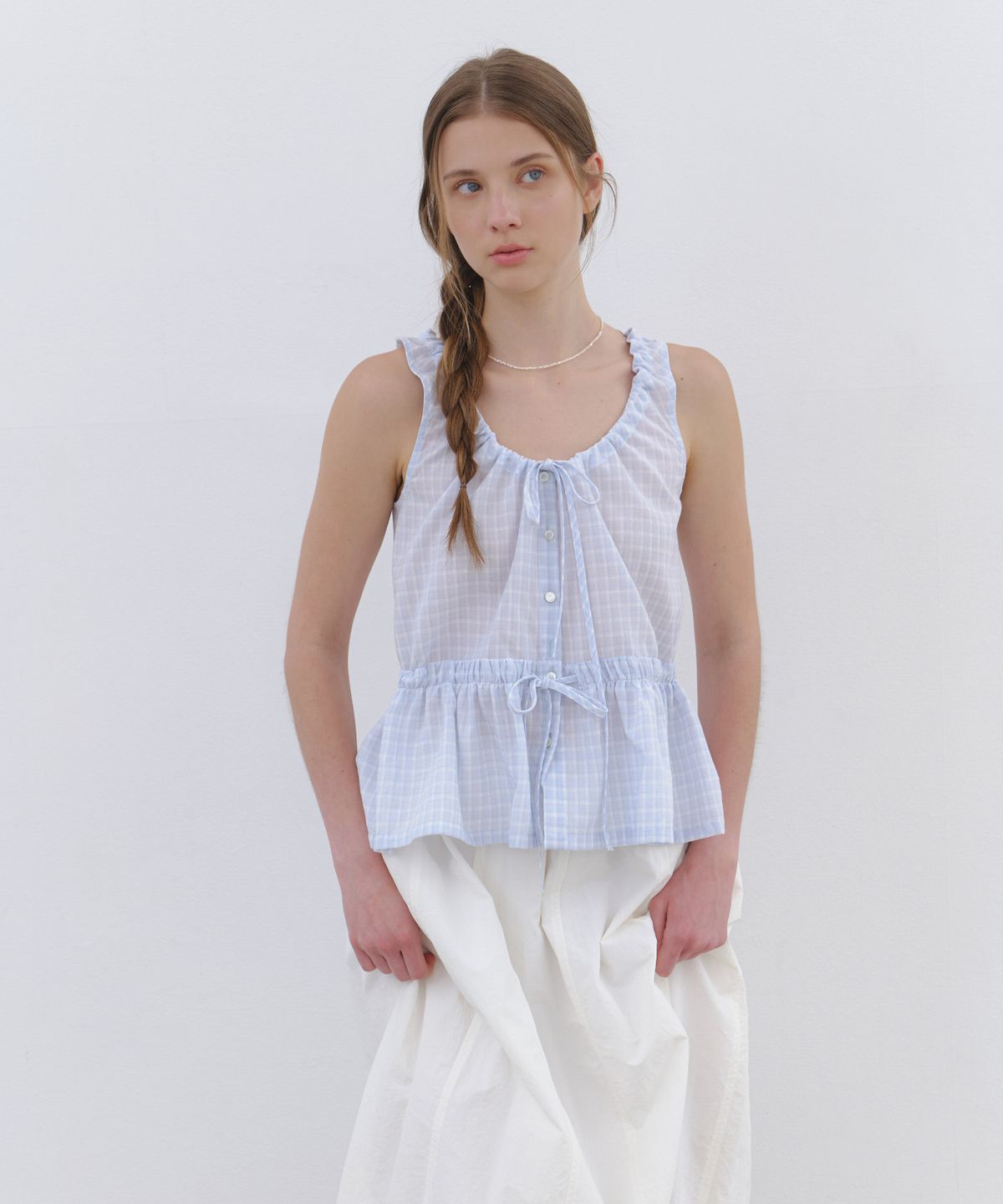 클루니(CLUNY) Soft Ribbon Shirring Blouse - white