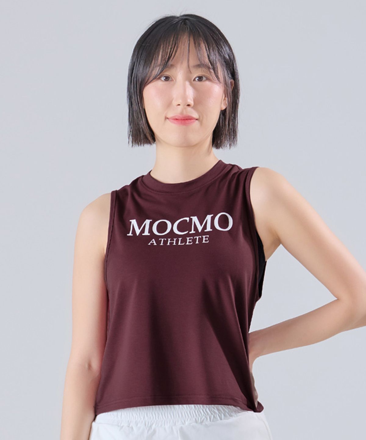 모크모(MOCMO) 애슬릿 크롭 나시 티셔츠