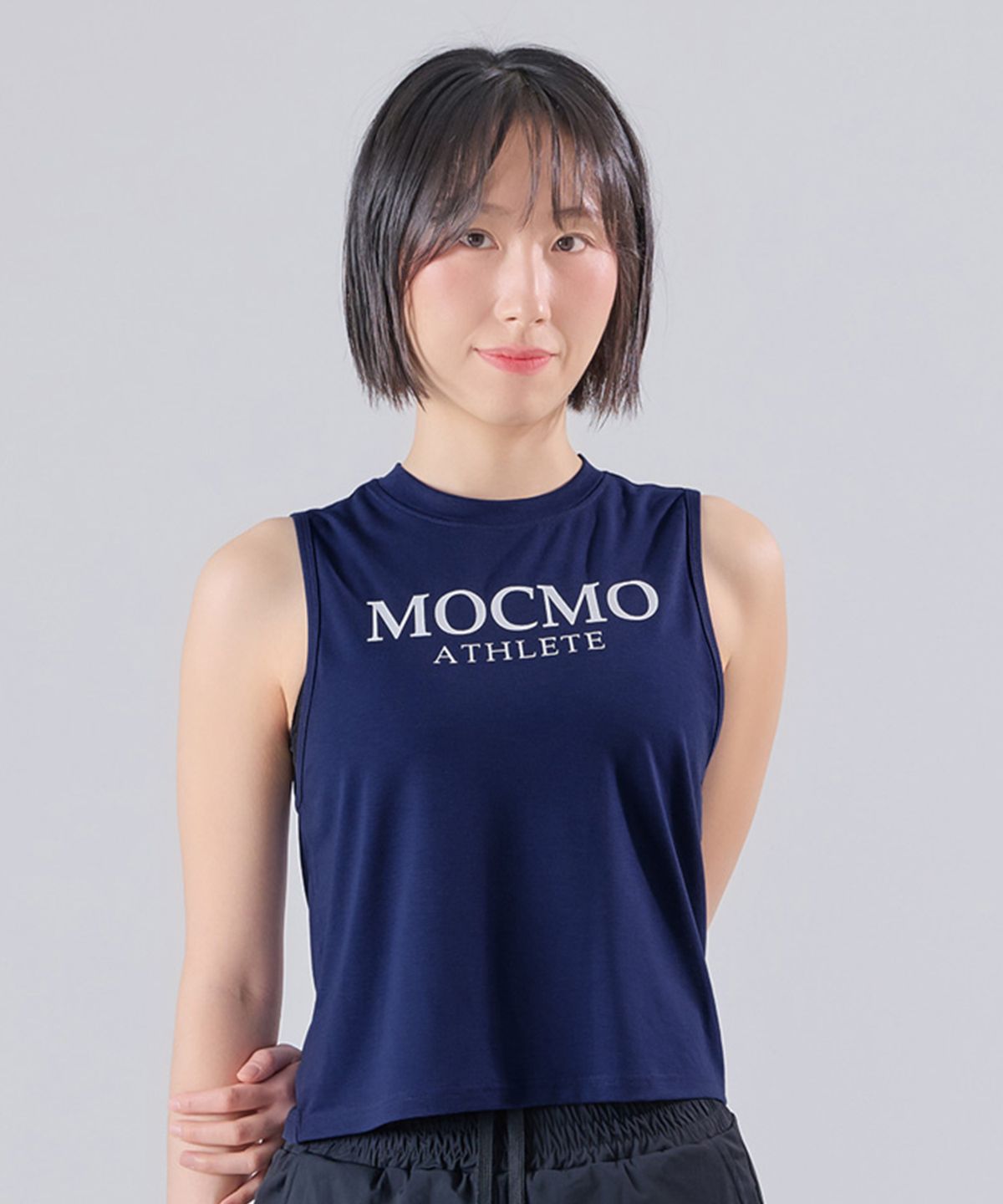 모크모(MOCMO) 애슬릿 크롭 나시 티셔츠