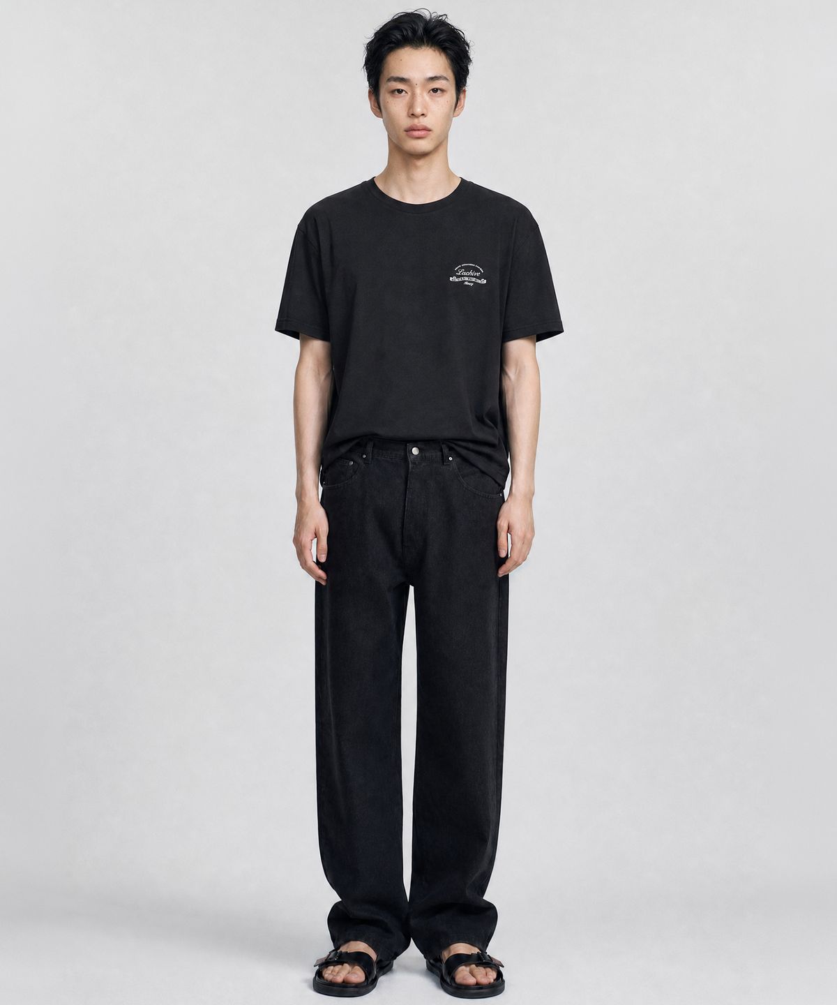룩캐스트(LOOKAST) [UNISEX]리브 레터링 티셔츠_블랙 / RIV LETTERING T-SHIRT_BLACK