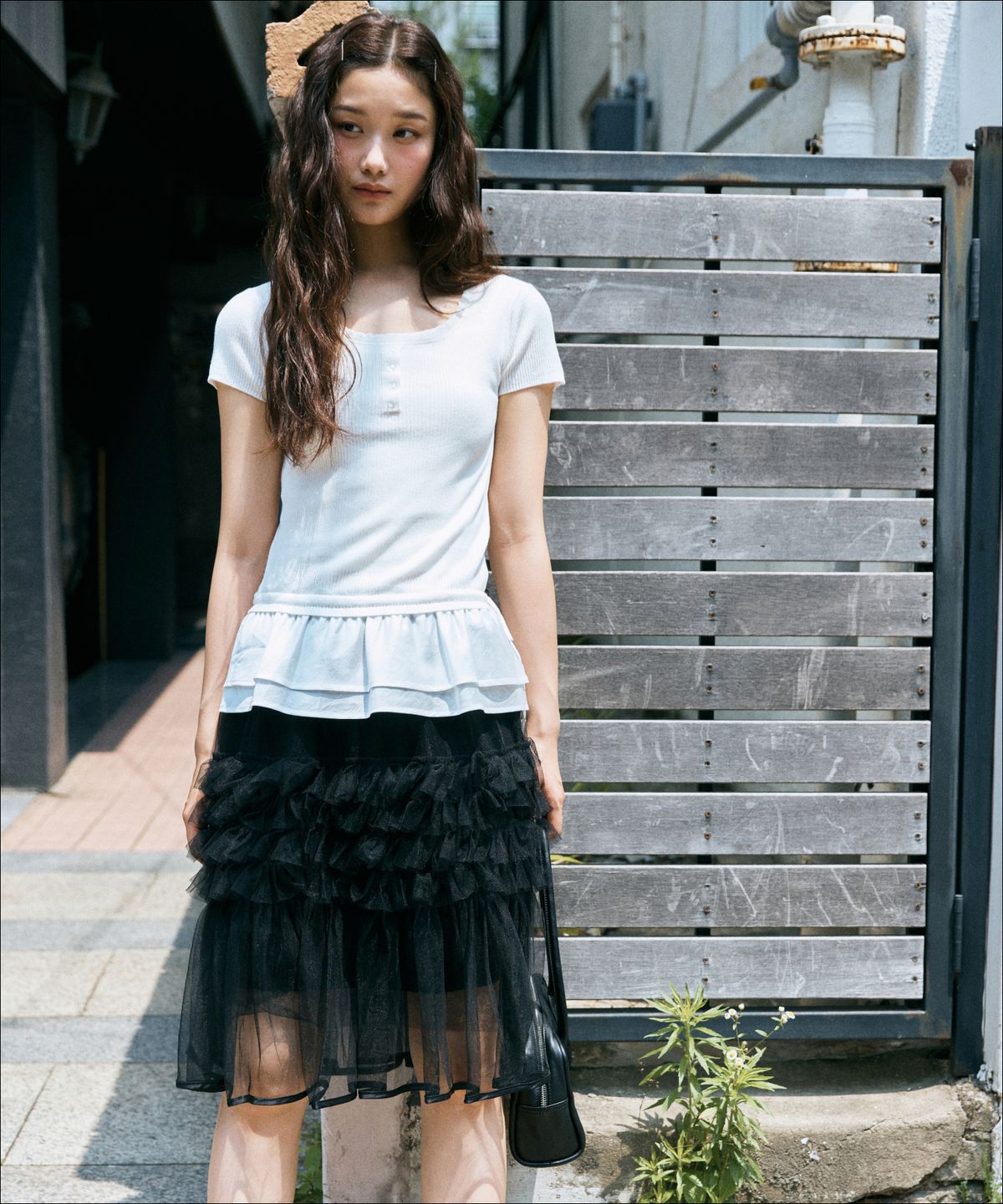 미쏘(MIXXO) 프릴 레이어드 반팔 니트 MIWKAG91QT