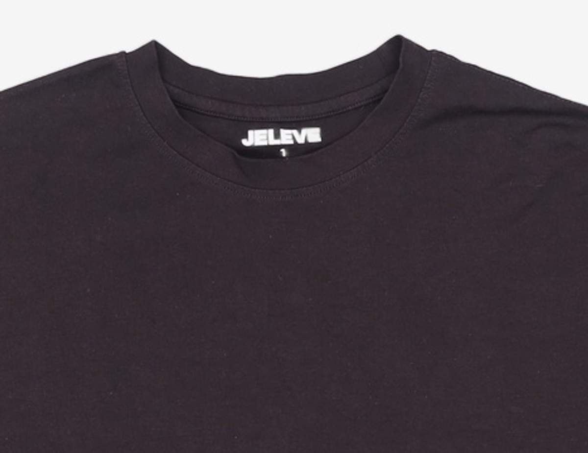 제이엘브(JELEVE) 긴소매 티셔츠 1