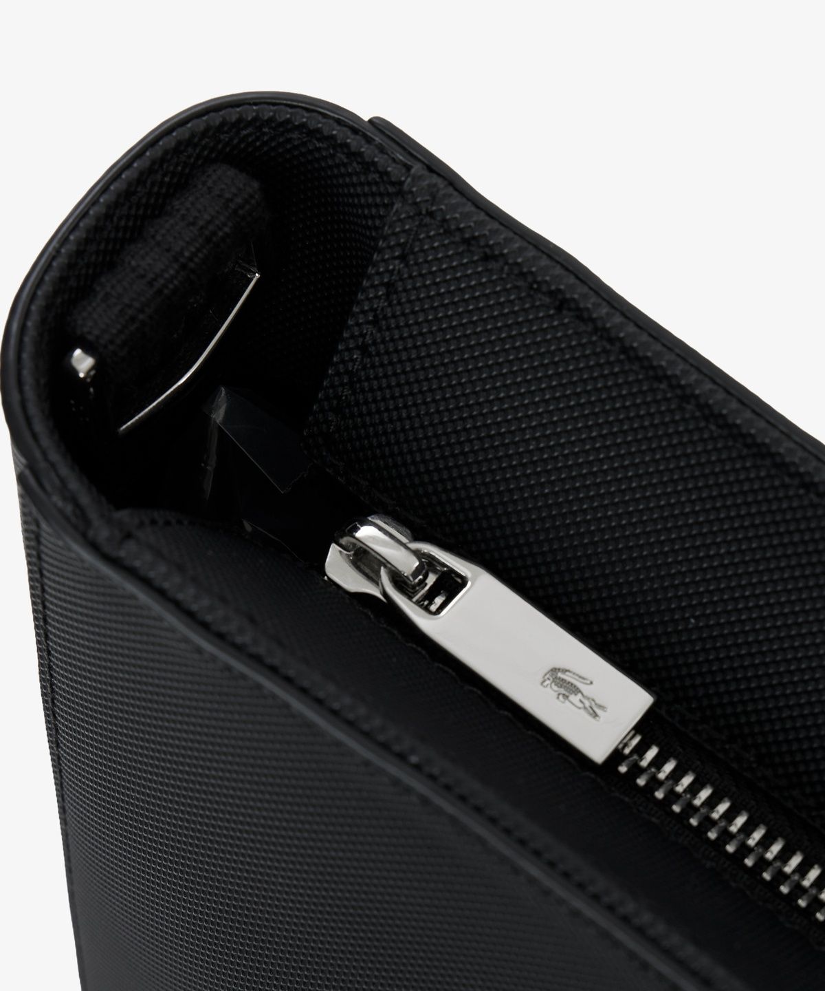 라코스테(LACOSTE) 남성 맨즈클래식 브리프케이스 NH5339H56G 000