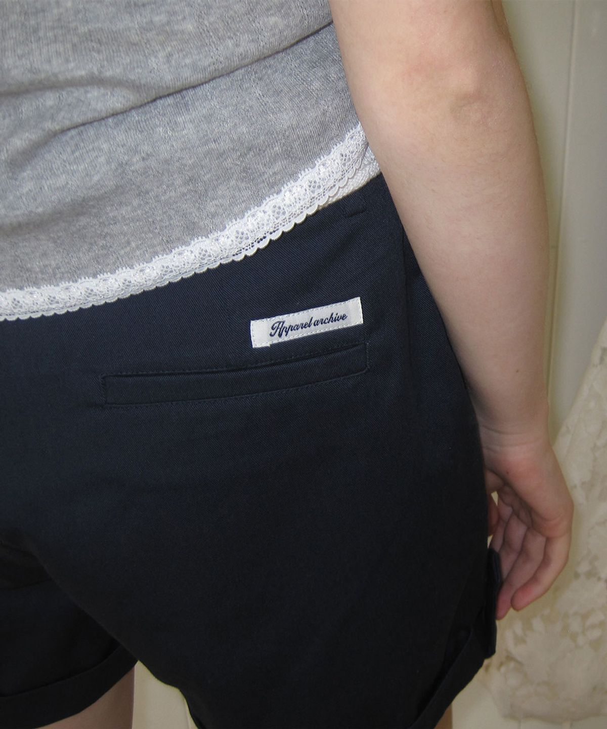 어패럴아카이브(APPAREL ARCHIVE) Tory cotton roll-up shorts - Navy