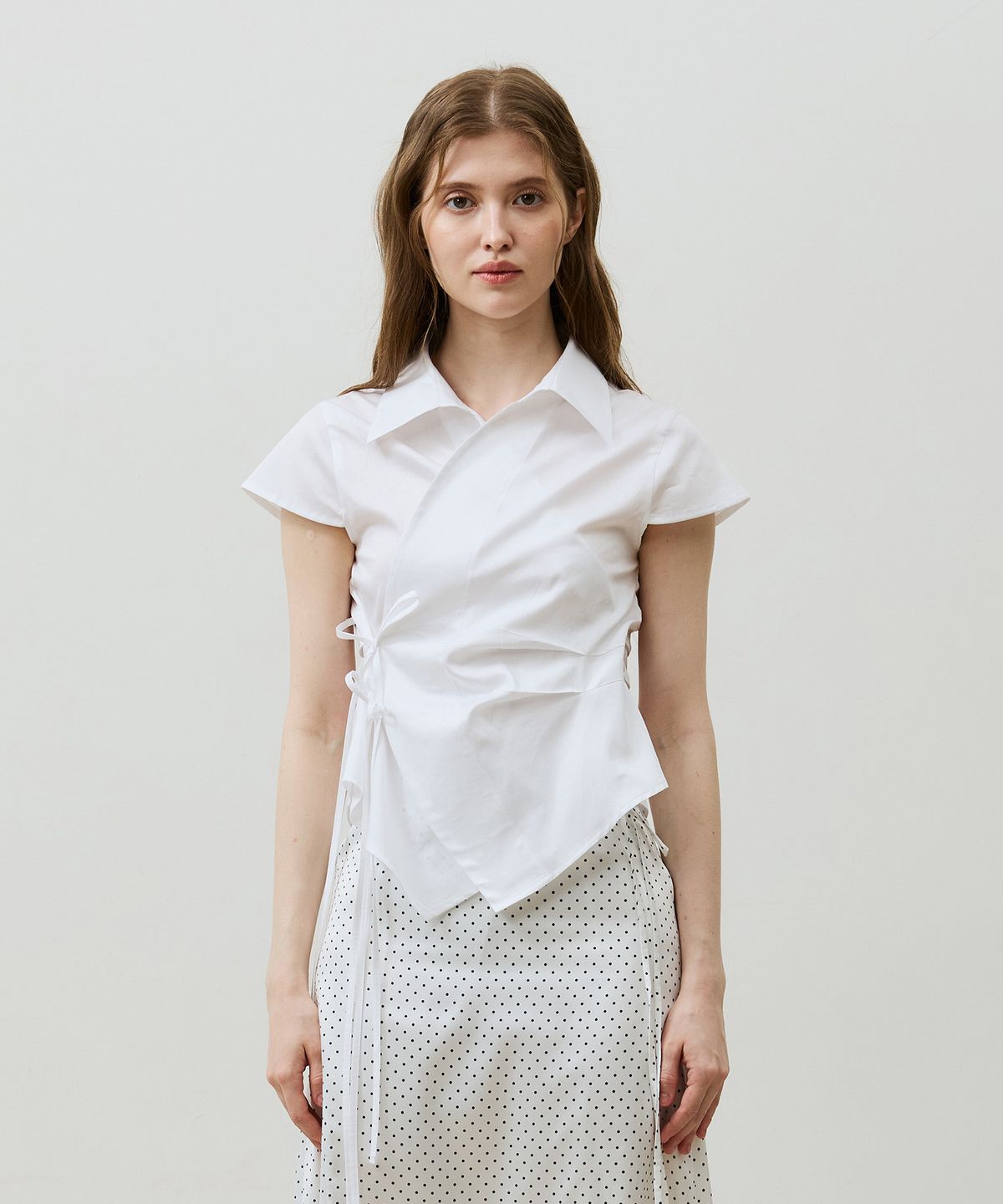 아리킴(ARIKIM) HALO WRAP CAP SLEEVE SHIRT / WHITE