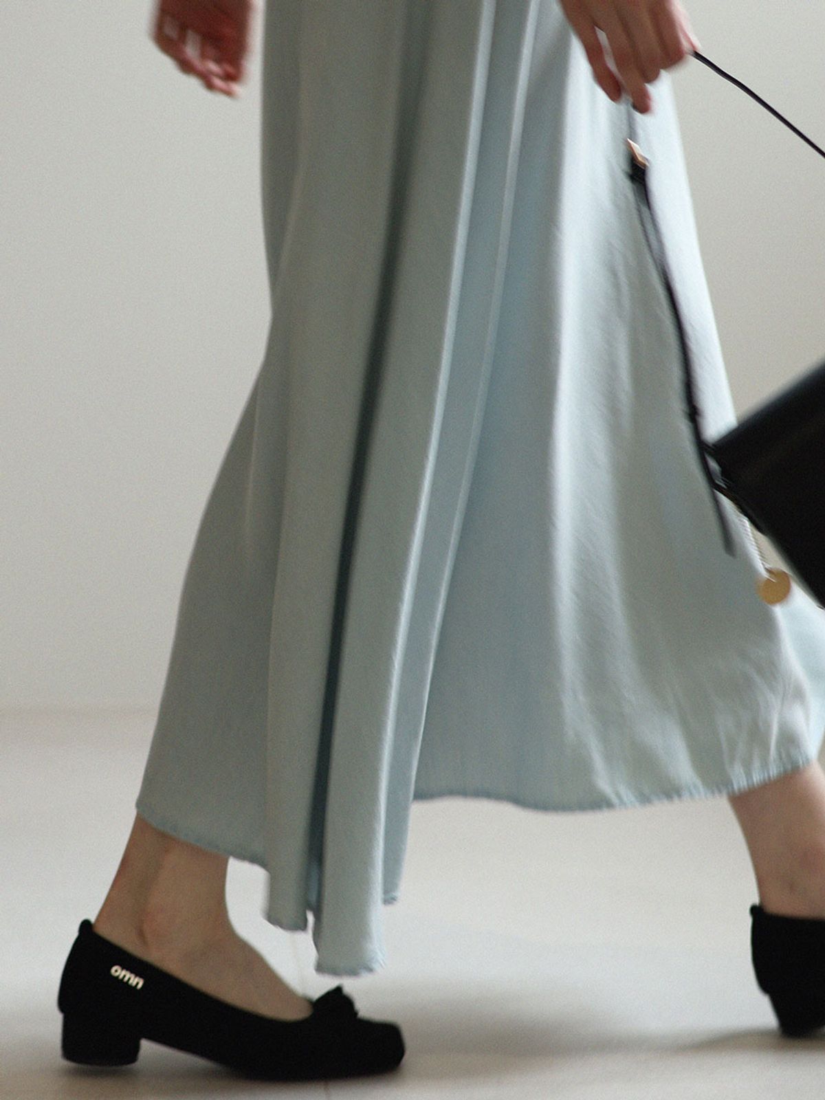 옴니포턴트(OMNIPOTENT) omn Rose Velvet Pumps _2colors