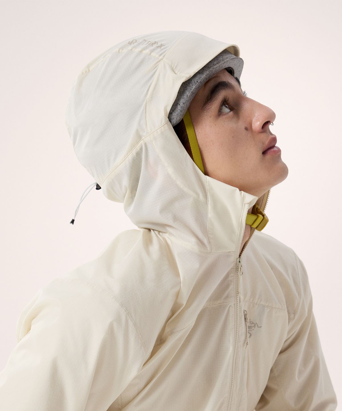 아크테릭스(ARCTERYX) 스쿼미시 후디 남성 - SEA SALT / AJQSM10276