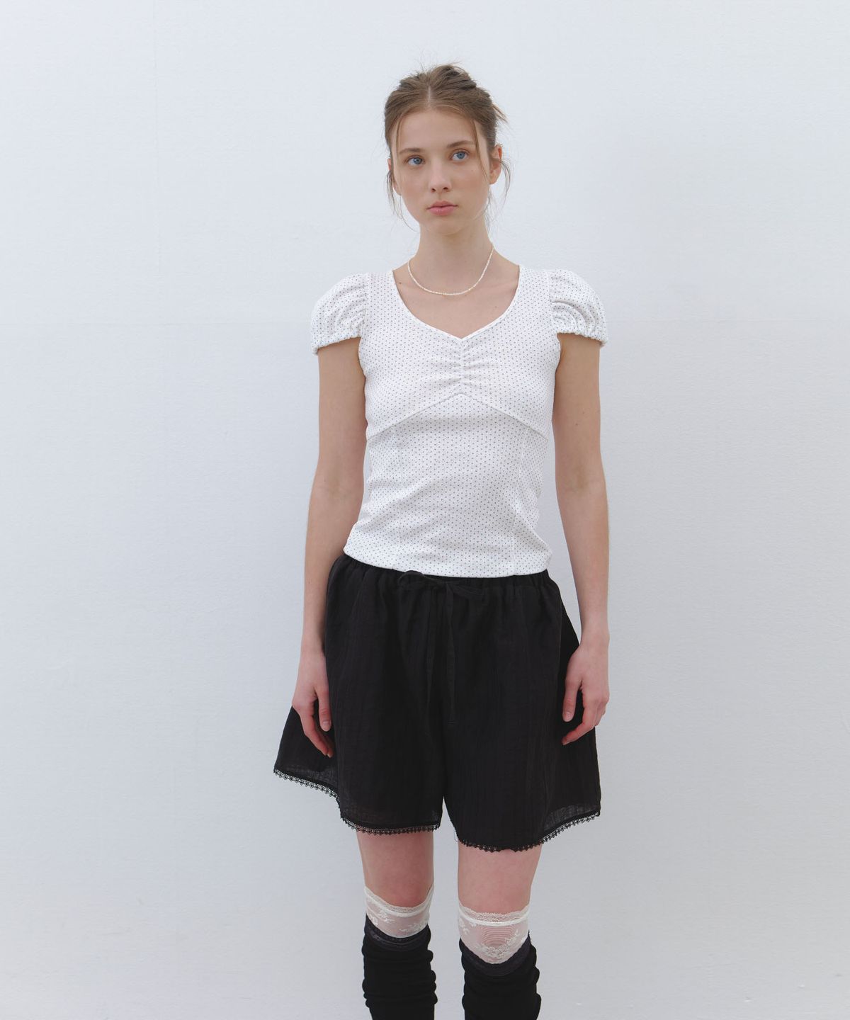 클루니(CLUNY) Cool Rayon Lace Shorts - black