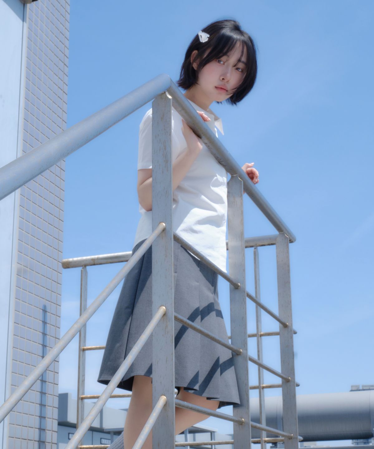 미유키(MIUKI) Miuki Pleated Midi Skirt (Gray)