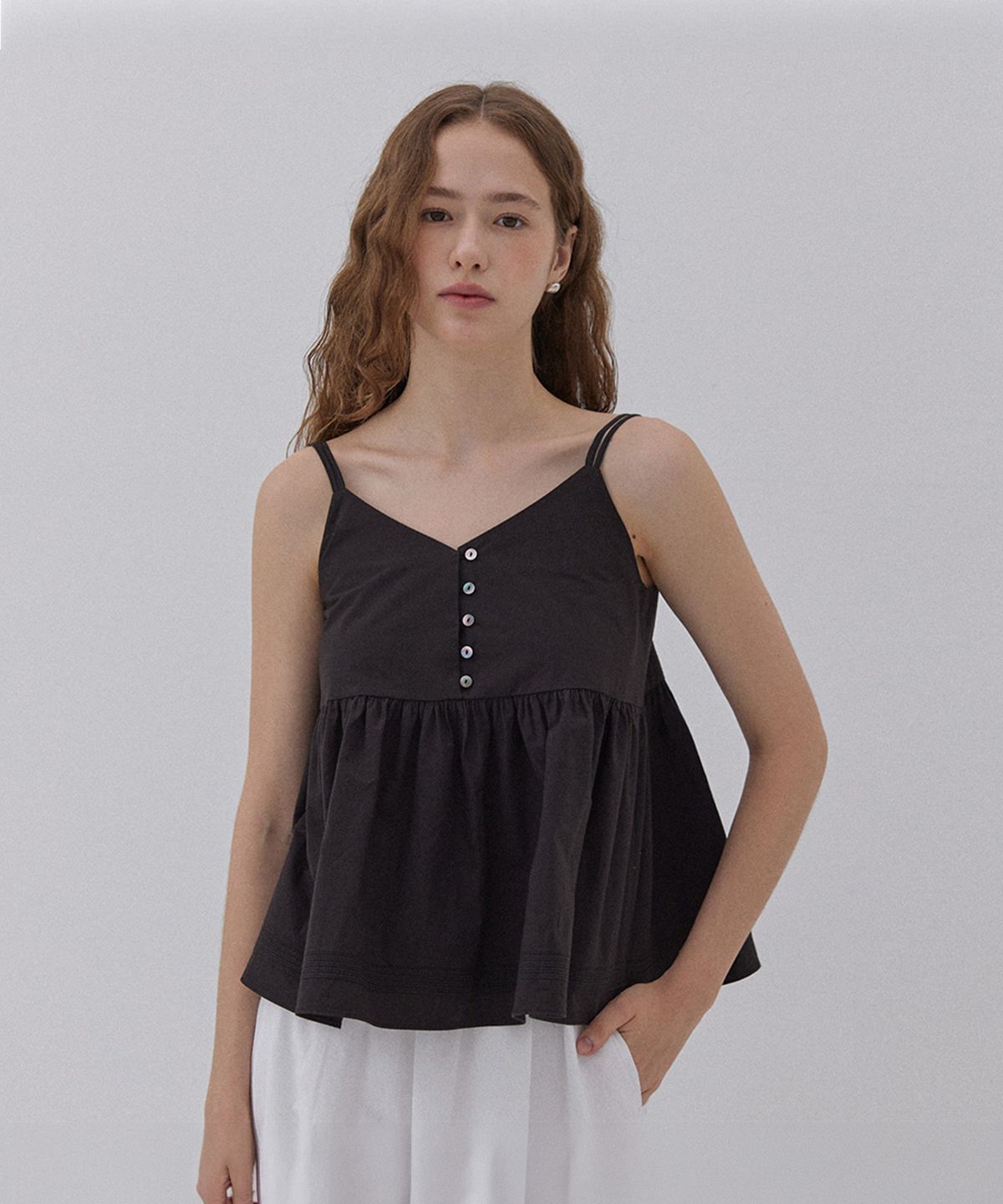 망고매니플리즈(MANGO MANY PLEASE) BUNNY SHIRRING SLEEVELESS