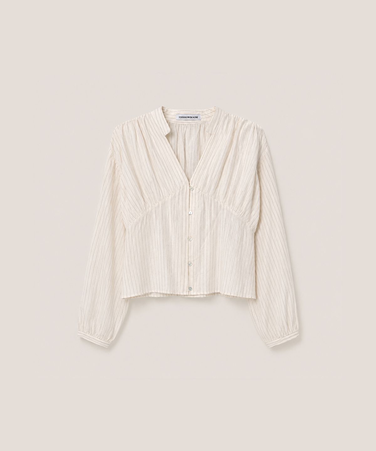 320쇼룸(320SHOWROOM) Shirred Texture Stripe Blouse Beige