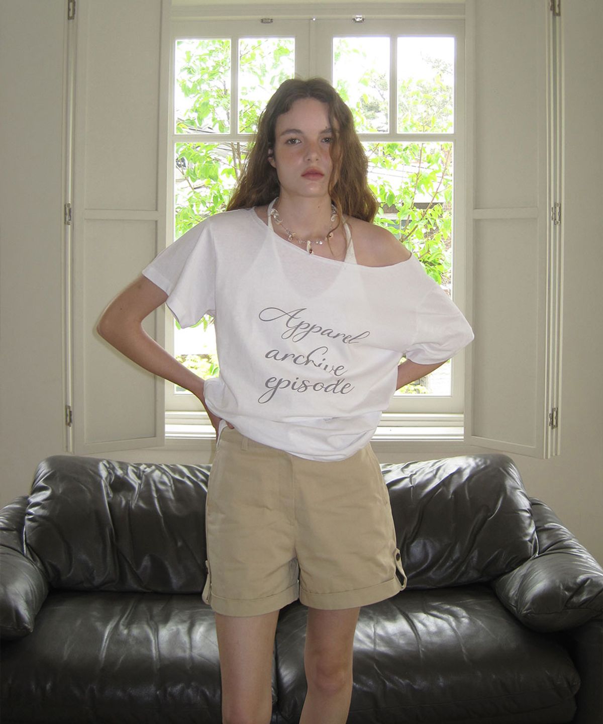 어패럴아카이브(APPAREL ARCHIVE) Kona off-shoulder t-shirt - Ivory