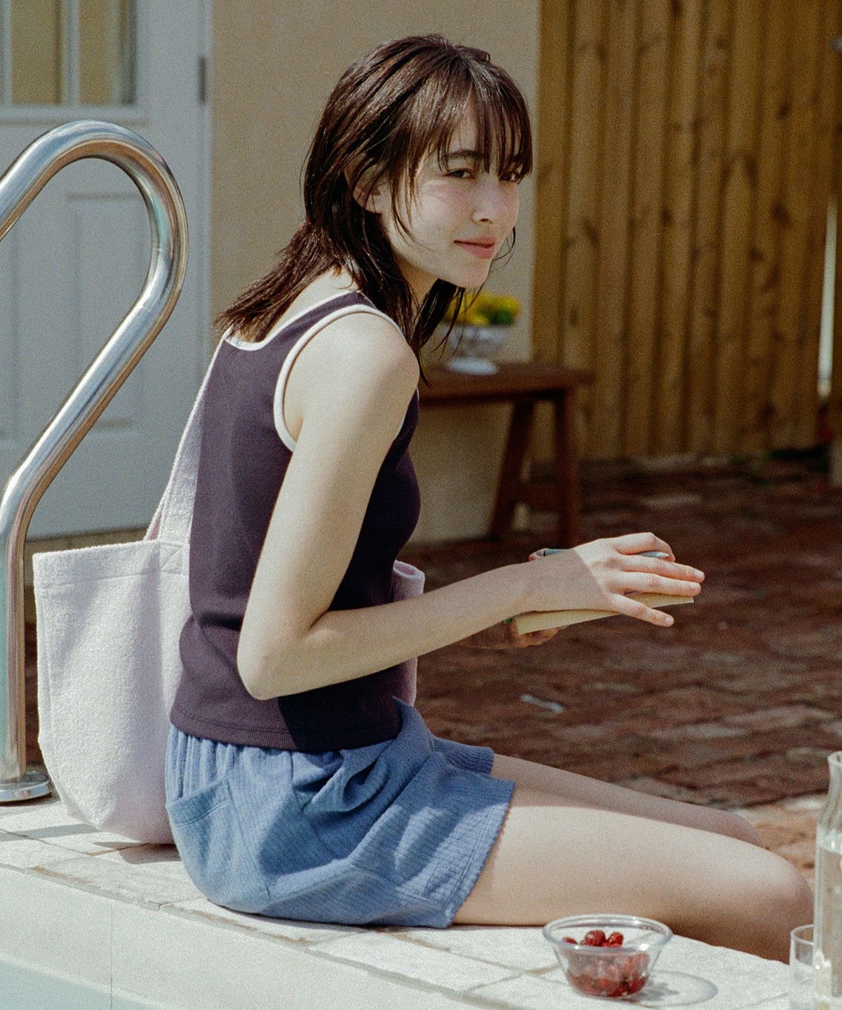 망고매니플리즈(MANGO MANY PLEASE) VONNY EDGE SLEEVELESS_NAVY