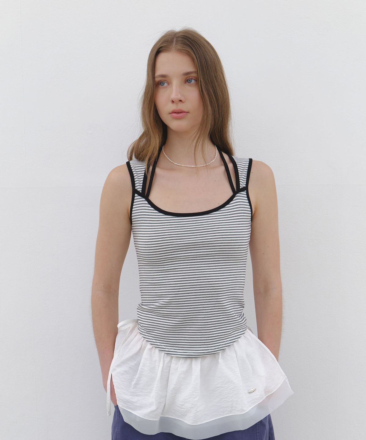 클루니(CLUNY) Dual Strap Stripe Sleeveless Top - white