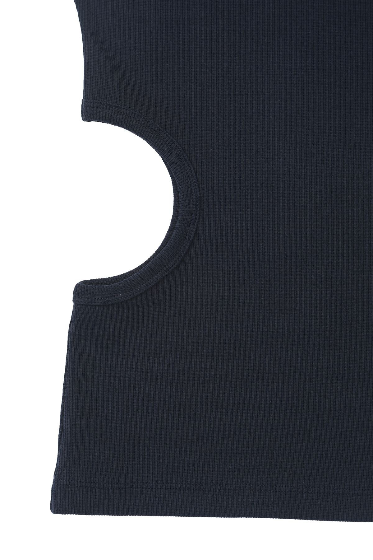 다이닛(DEINET) ARC SNAP TANK TOP IN NAVY
