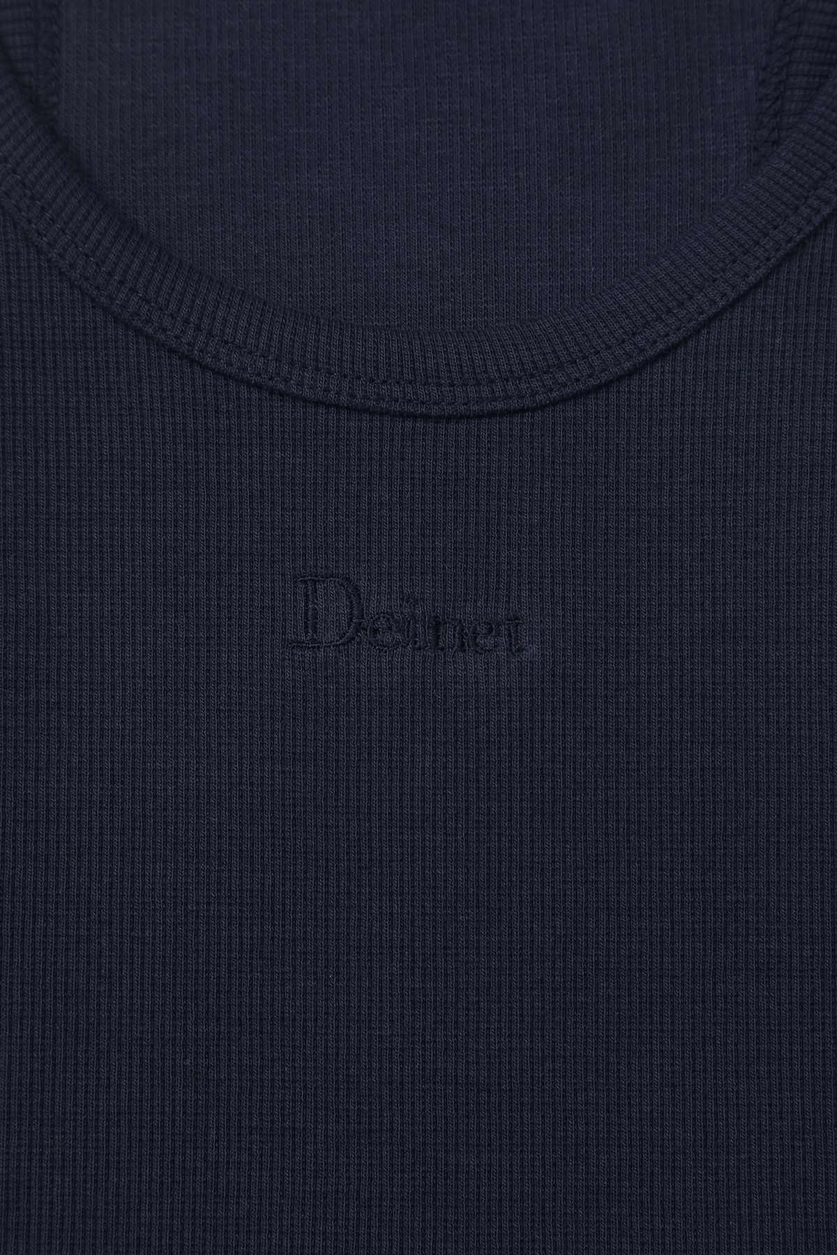 다이닛(DEINET) ARC SNAP TANK TOP IN NAVY
