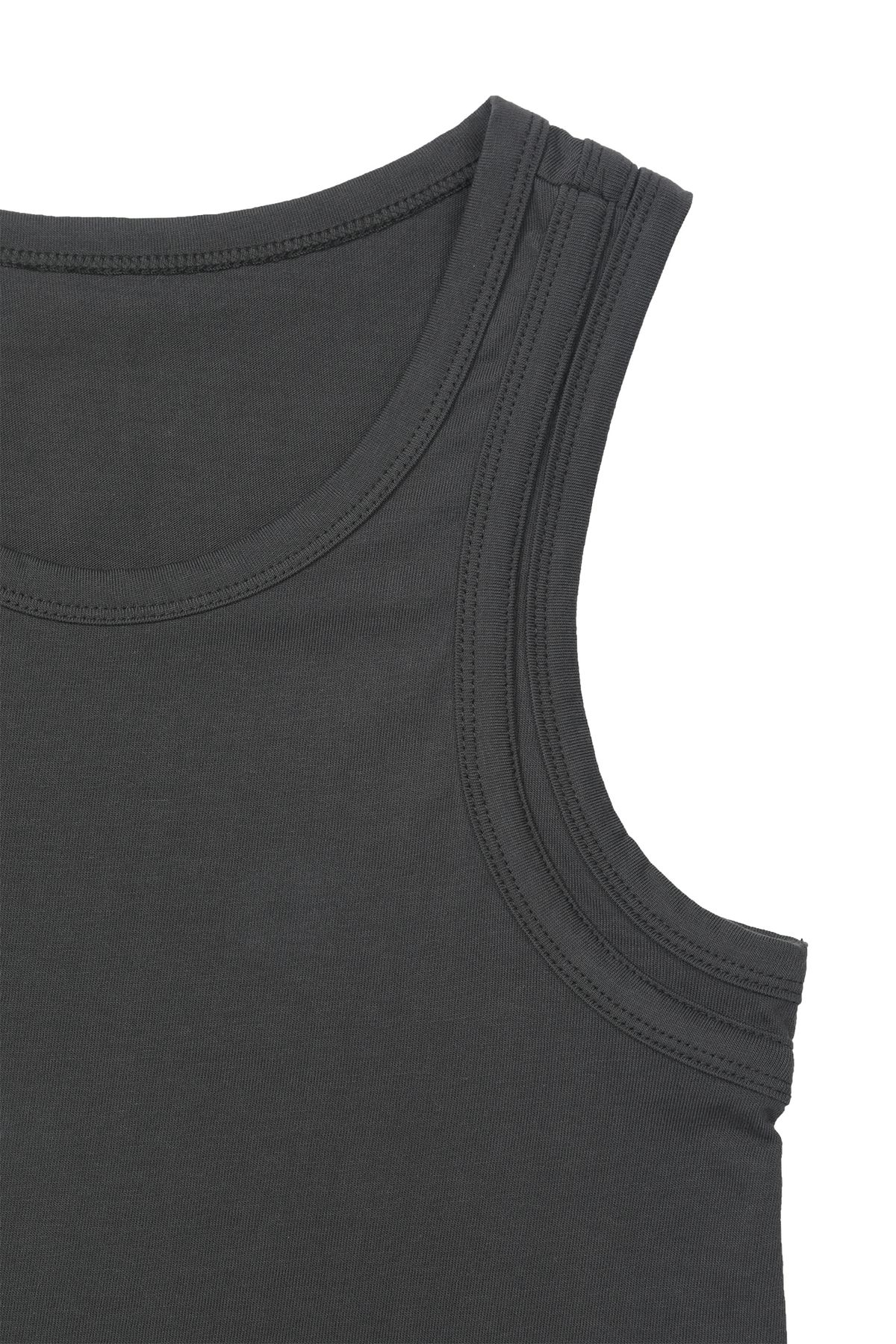 다이닛(DEINET) LAYERED SLEEVELESS IN CHARCOAL