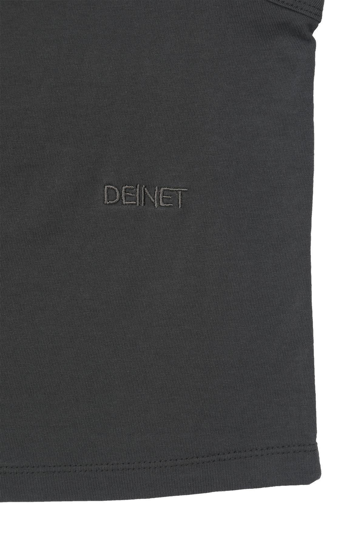 다이닛(DEINET) LAYERED SLEEVELESS IN CHARCOAL