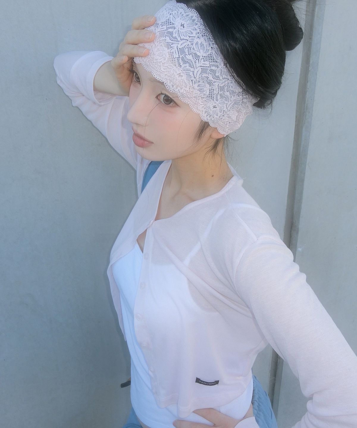 타버트(TARVERT) Lacey Light Knit Cardigan - Pale Pink