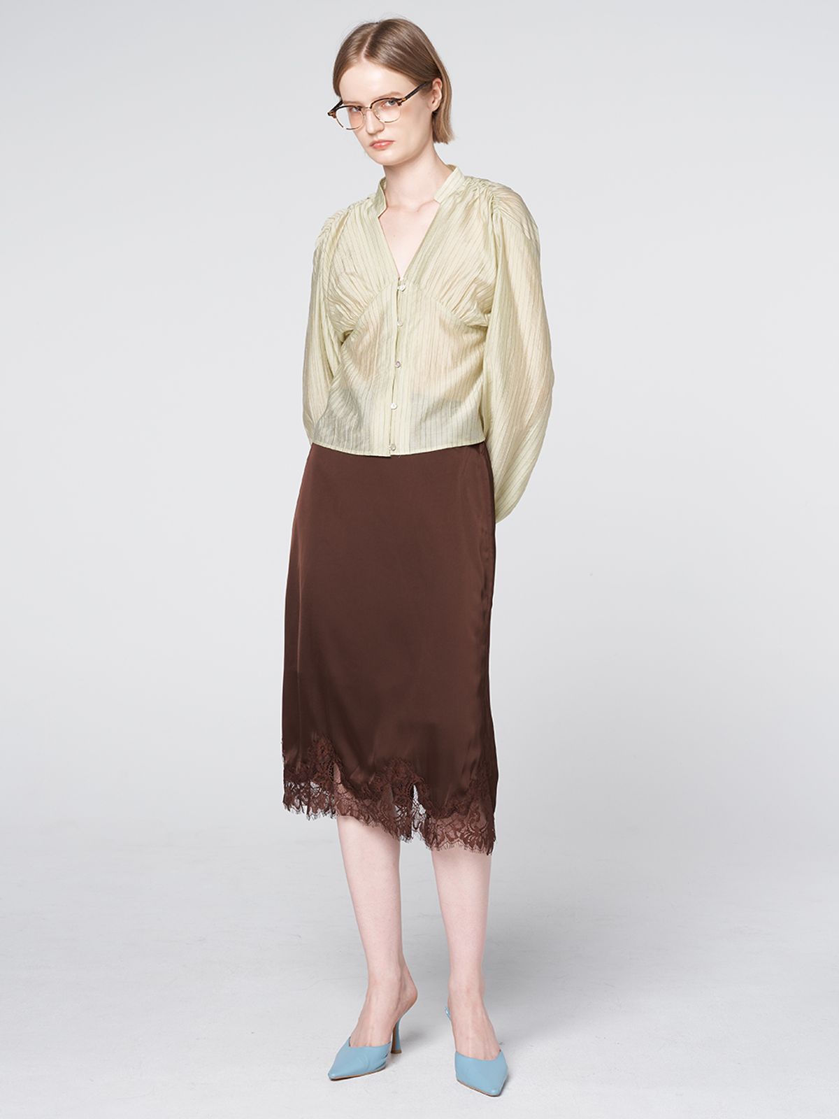 320쇼룸(320SHOWROOM) Lace Trim Satin Banding Skirt Brown