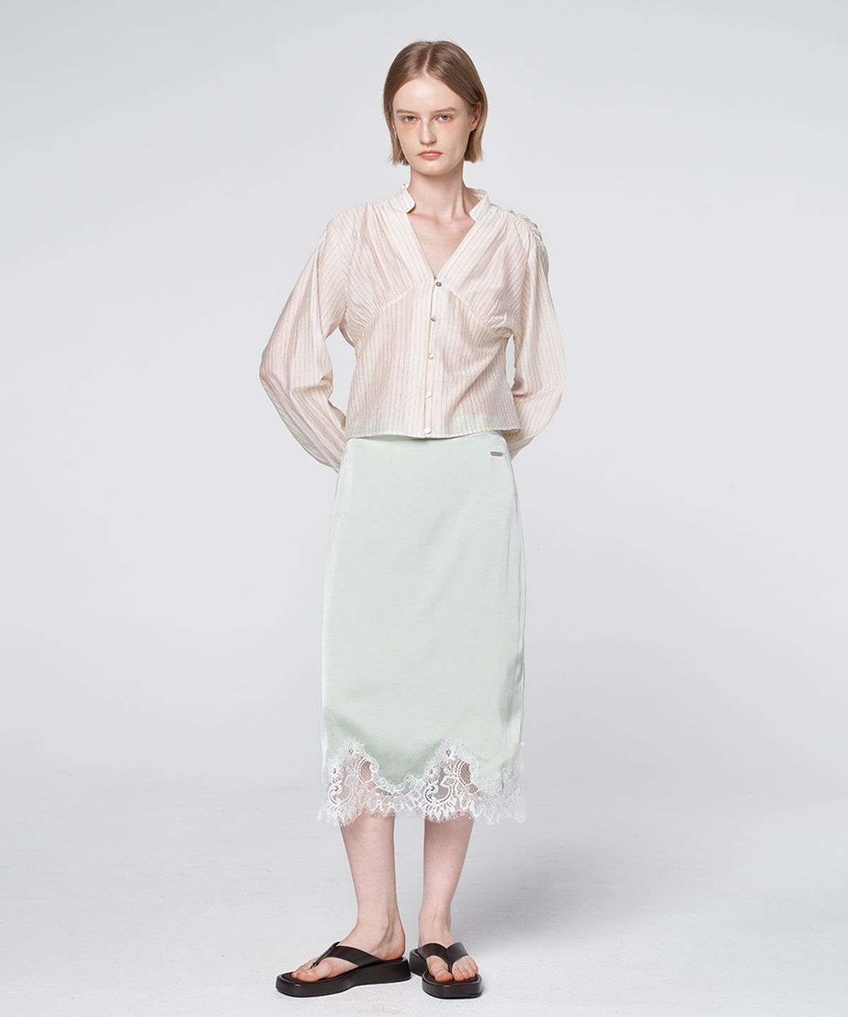 320쇼룸(320SHOWROOM) Lace Trim Satin Banding Skirt Mint
