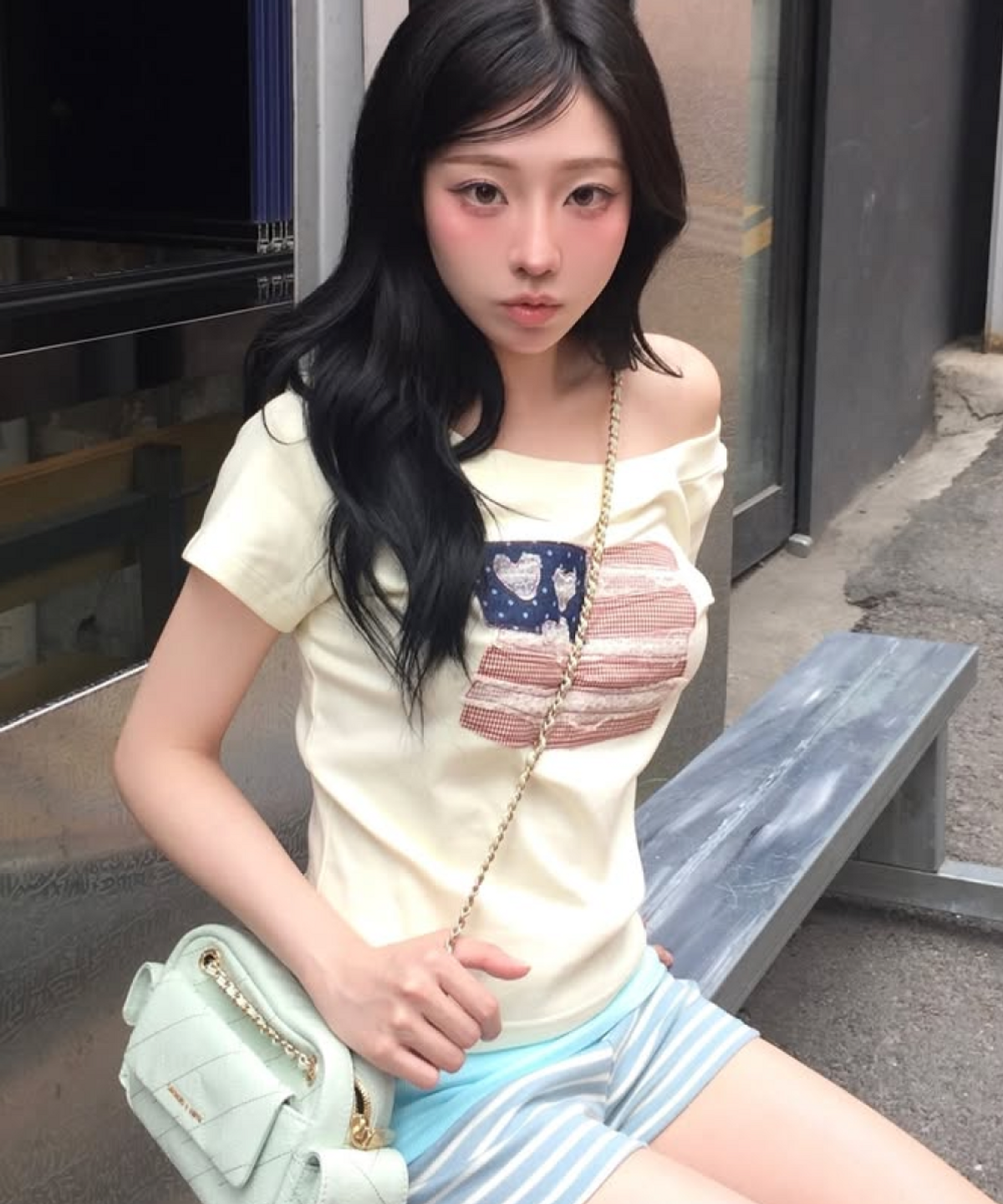 로긴 앤 로지(ROGIN N ROSIE) USA banner lace one shoulder T-shirt Cream