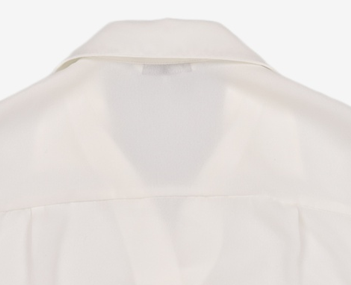 미쏘(MIXXO) 셔츠카라 반오픈 블라우스 MIWBLB320B L