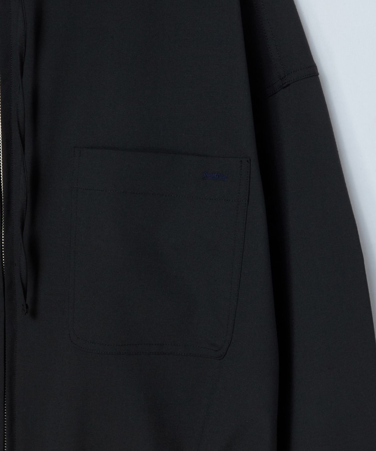 비욘드클로젯(BEYOND CLOSET) [COLLECTION LINE] 럭스 블렌드 페브릭 유틸리티 블루종 블랙