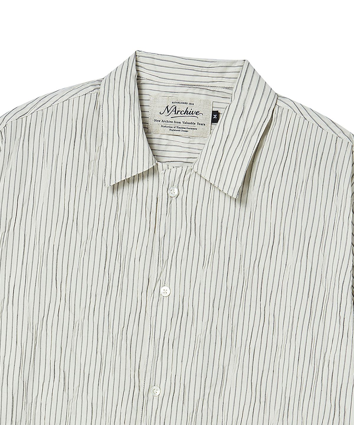 비욘드클로젯(BEYOND CLOSET) [COLLECTION LINE] 에어리 핸드 메이드 스트라이프 오픈 카라 반팔 셔츠 아이보리