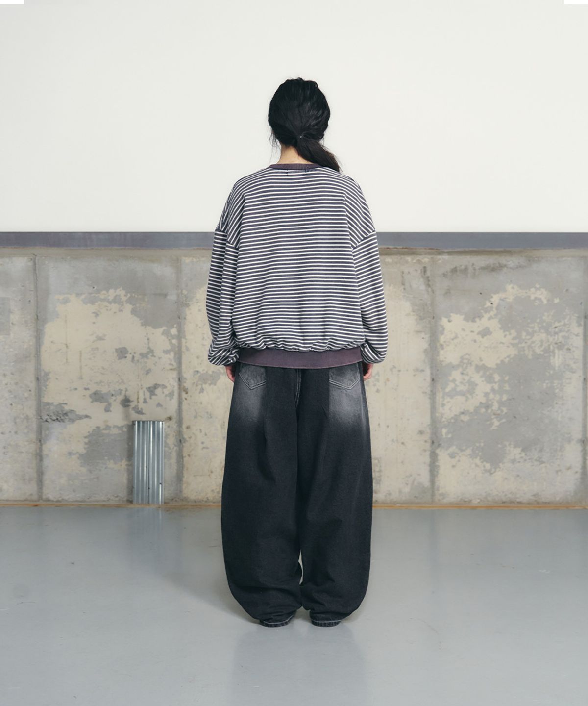 언유즈랩(UNUSEDLAB) 원턱 데님 팬츠 [블랙]