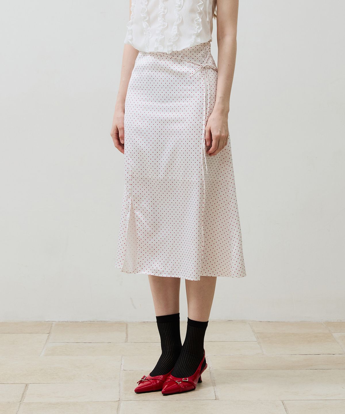 아리킴(ARIKIM) TINY DOT SLIT SKIRT / RED