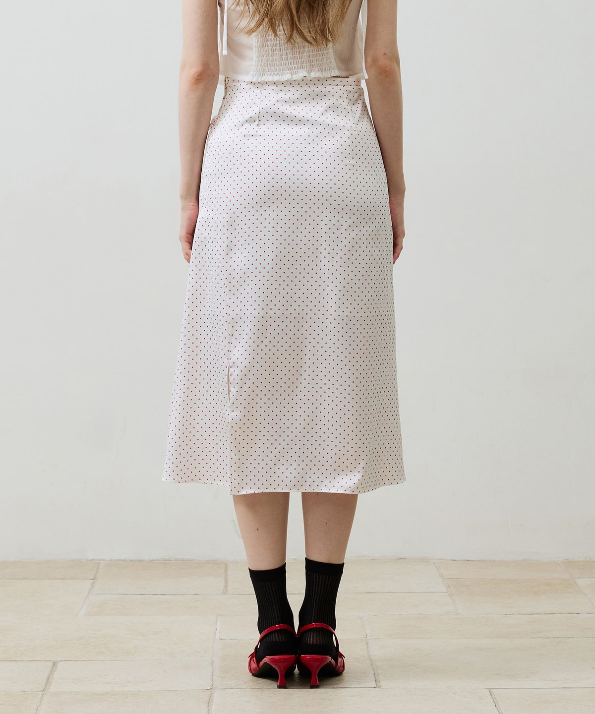 아리킴(ARIKIM) TINY DOT SLIT SKIRT / RED