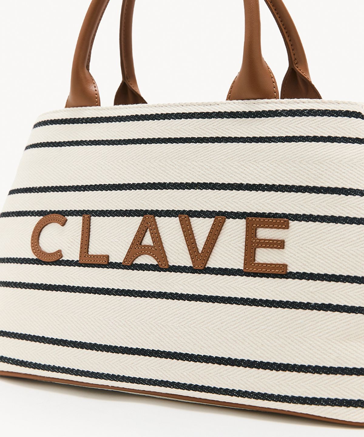 끌라베(CLAVE) 엘레나 블랙 토트백 (ELENA Black Tote Bag)