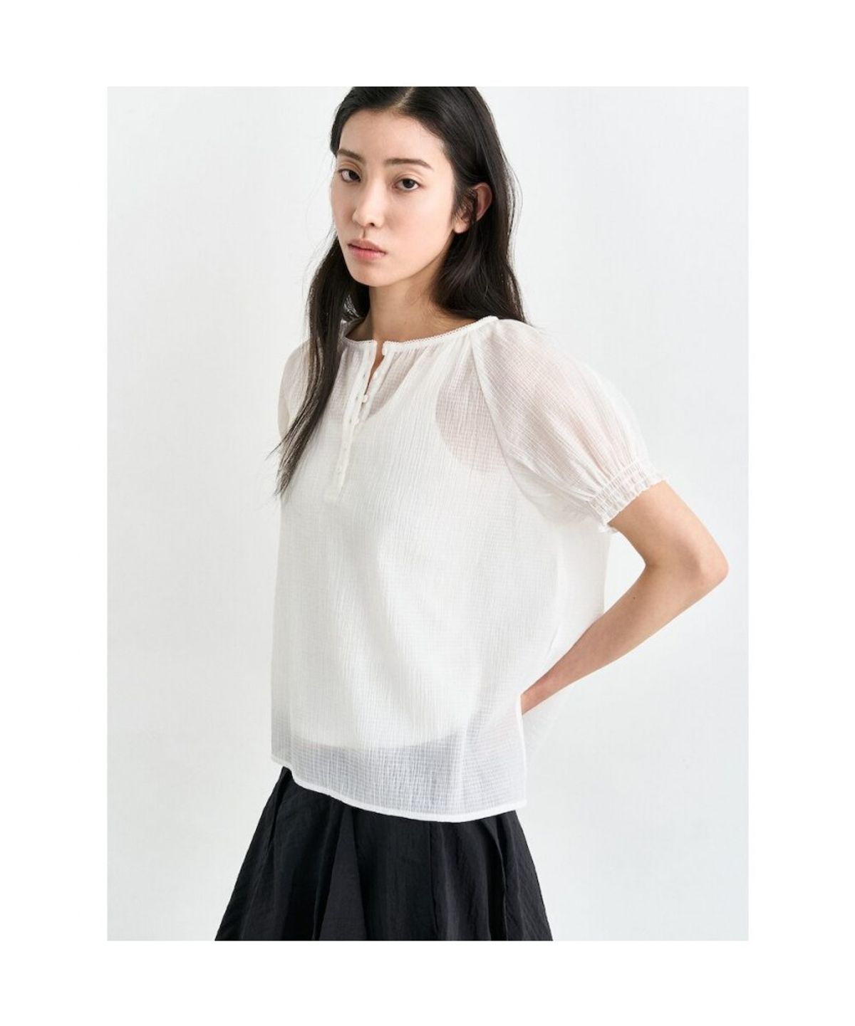 앙개(ANGGAE) Sheer Short Sleeve Blouse  White
