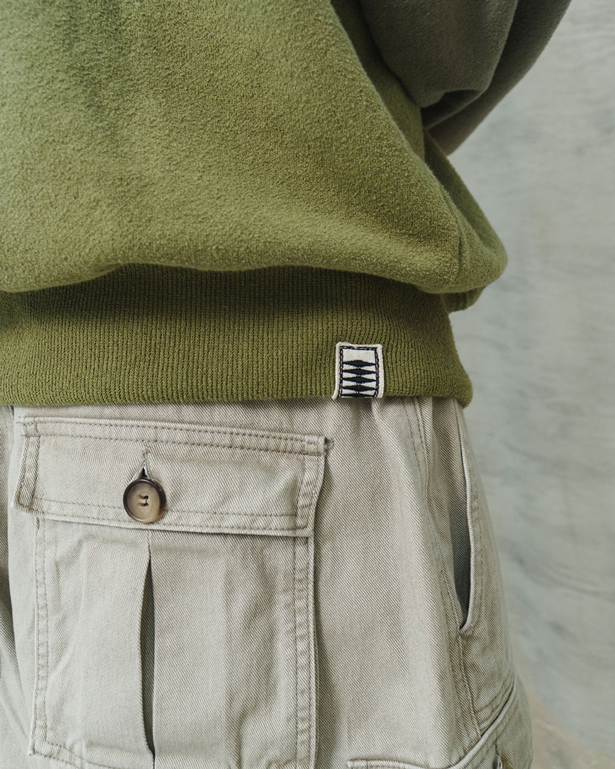 카락터(KARACTOR) Earth button hoodie / Leaf
