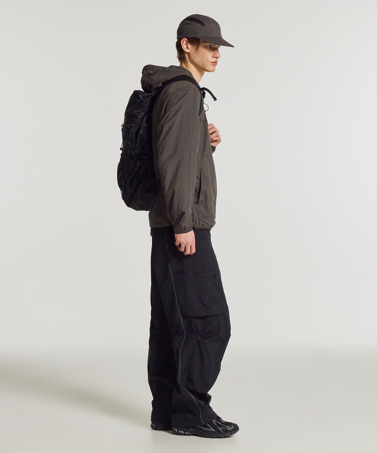 뉴발란스(NEW BALANCE) NBGCGF1208 / 라이트 트레일 백팩 (BLACK)
