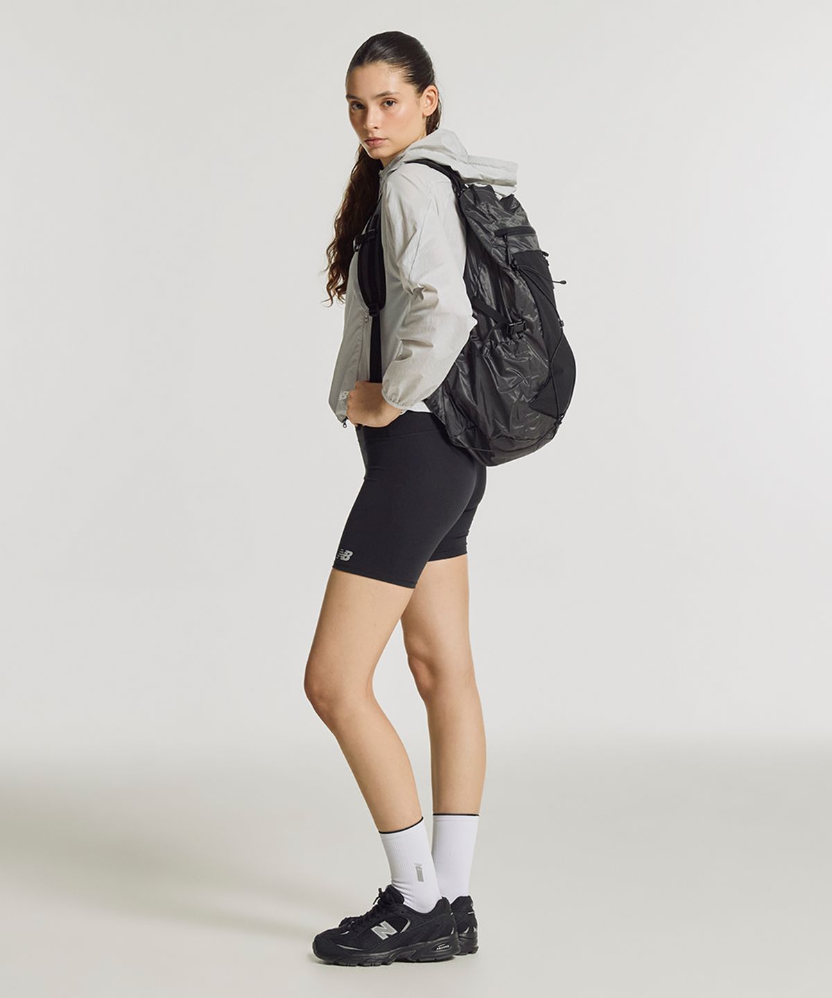 뉴발란스(NEW BALANCE) NBGCGF1208 / 라이트 트레일 백팩 (GRAY)